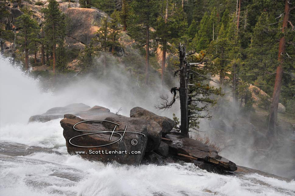 Yosemite Photos                                                                        This image is available for purchase in print with or without framing, in gallery canvas or digital format. If you are interested, please include the file name(s) in an email.                                               Please just ask... 
